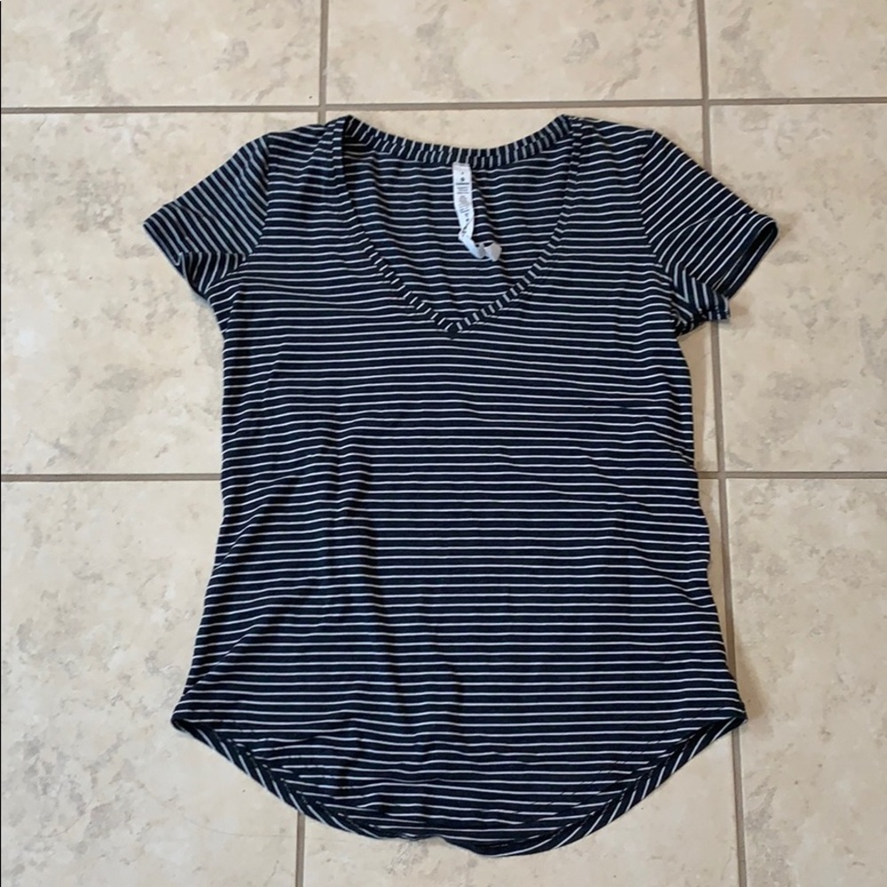 Lululemon work out tee